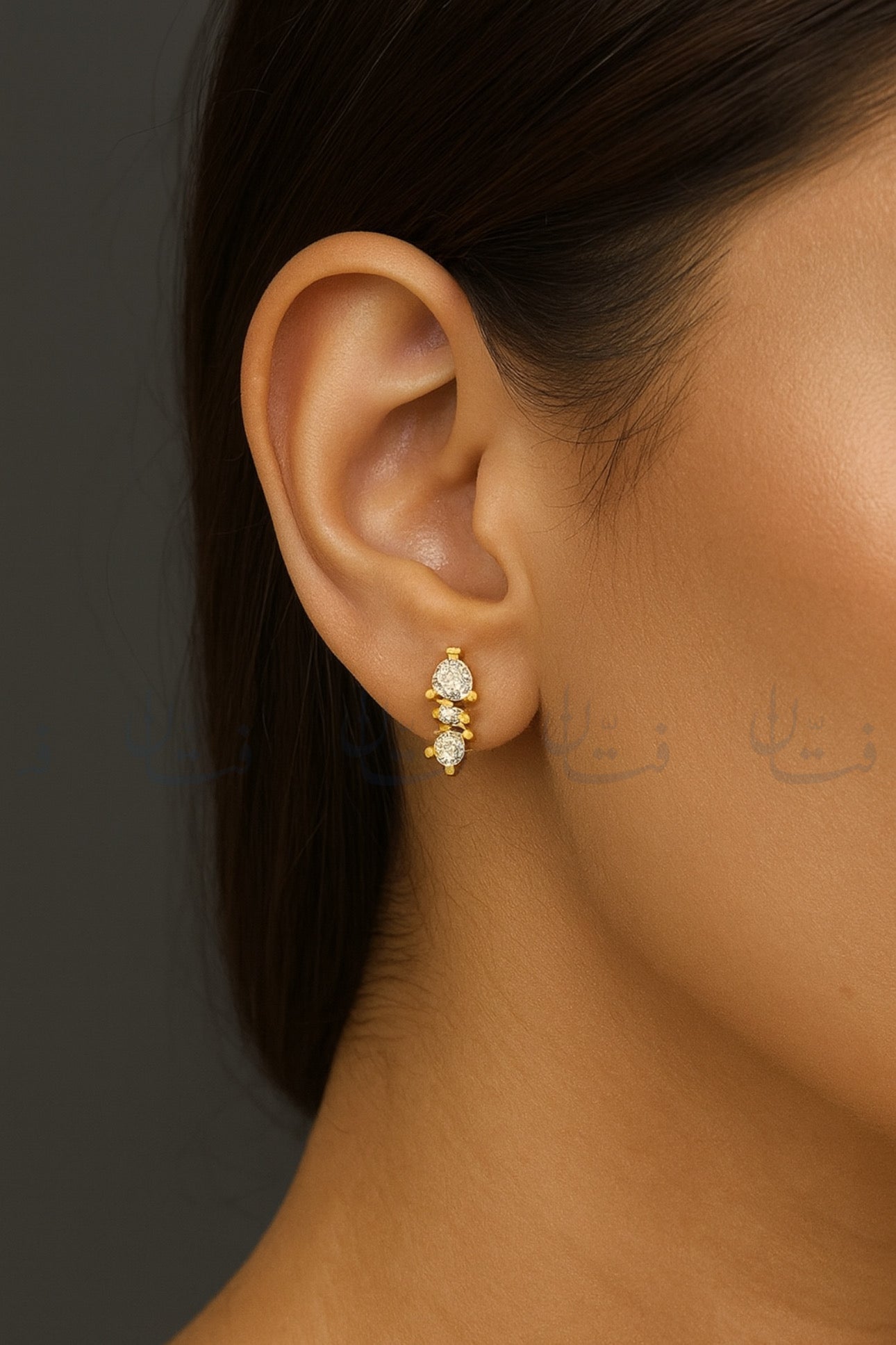 حلق وِد ذهبي