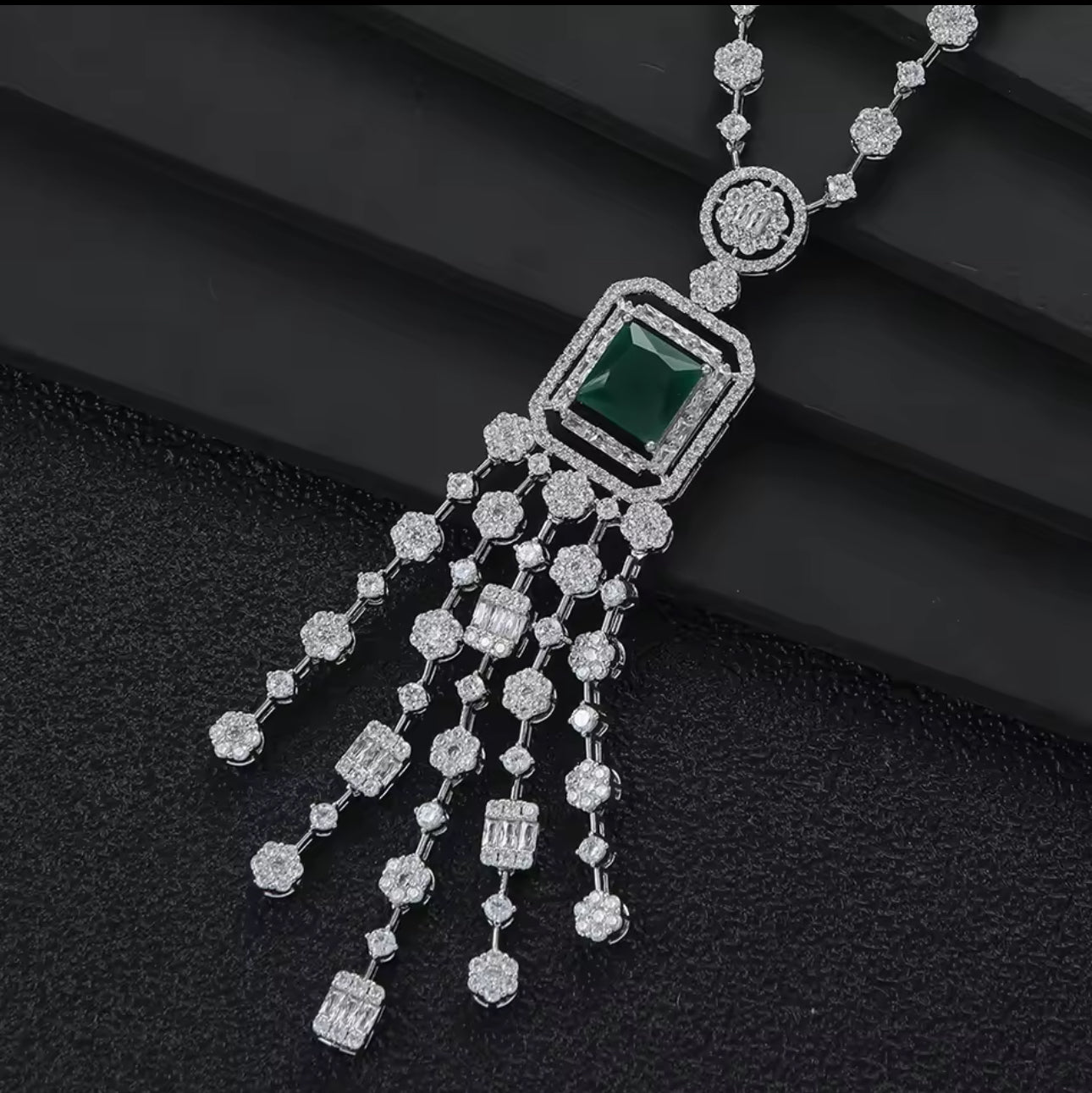 طقم روح اخضر