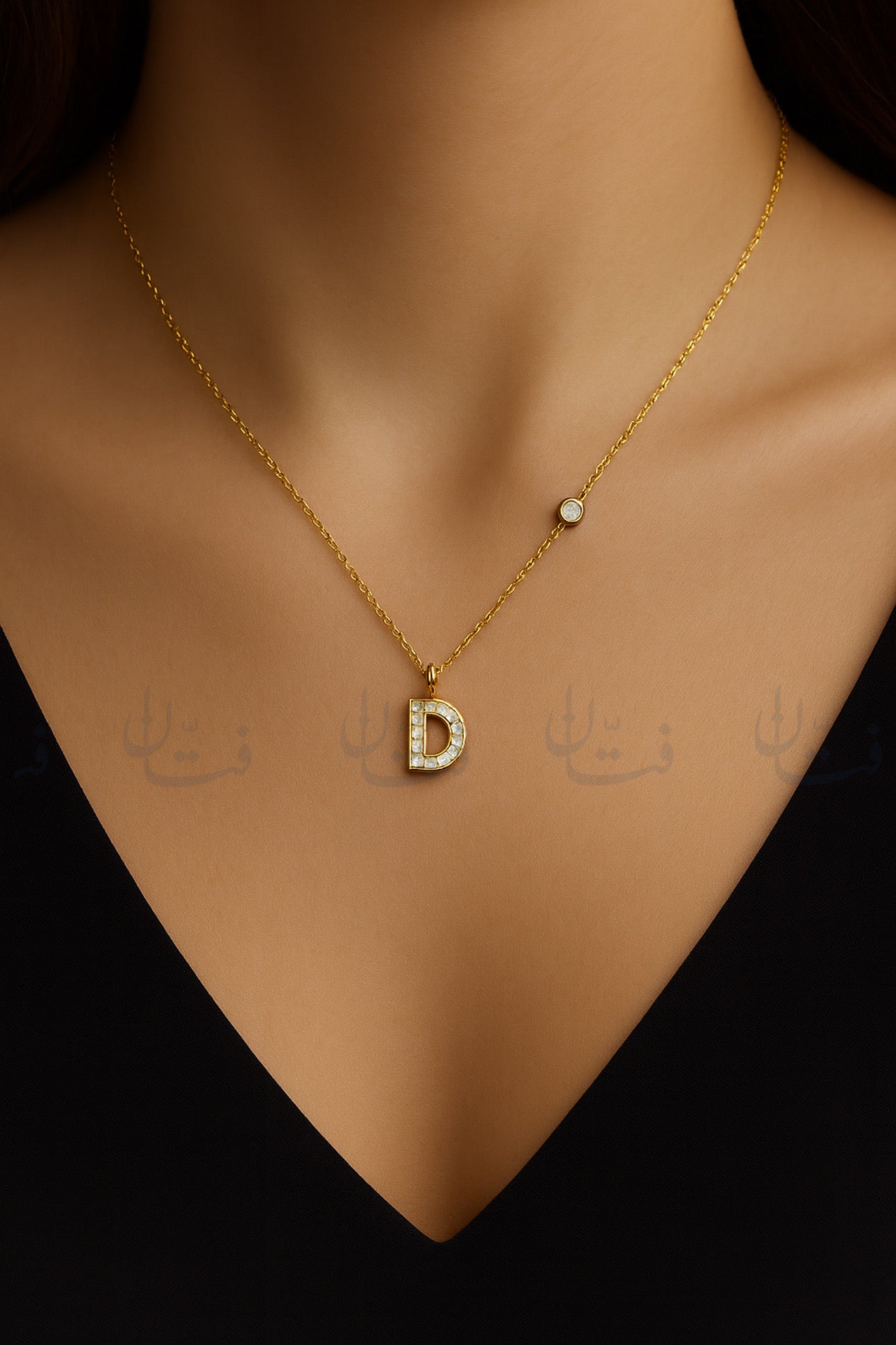 حرف D ذهبي