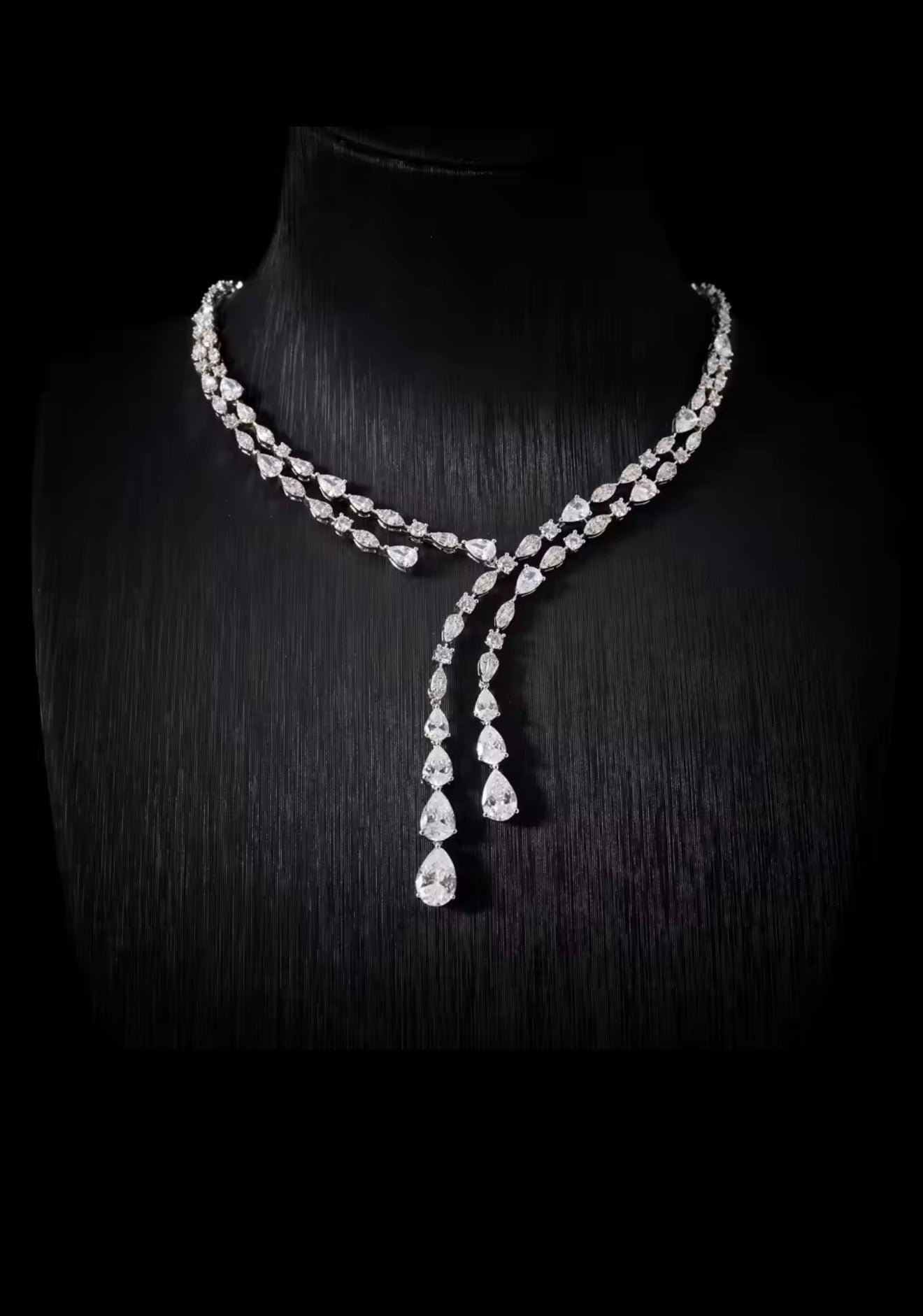 ‏طقم كادي فضي