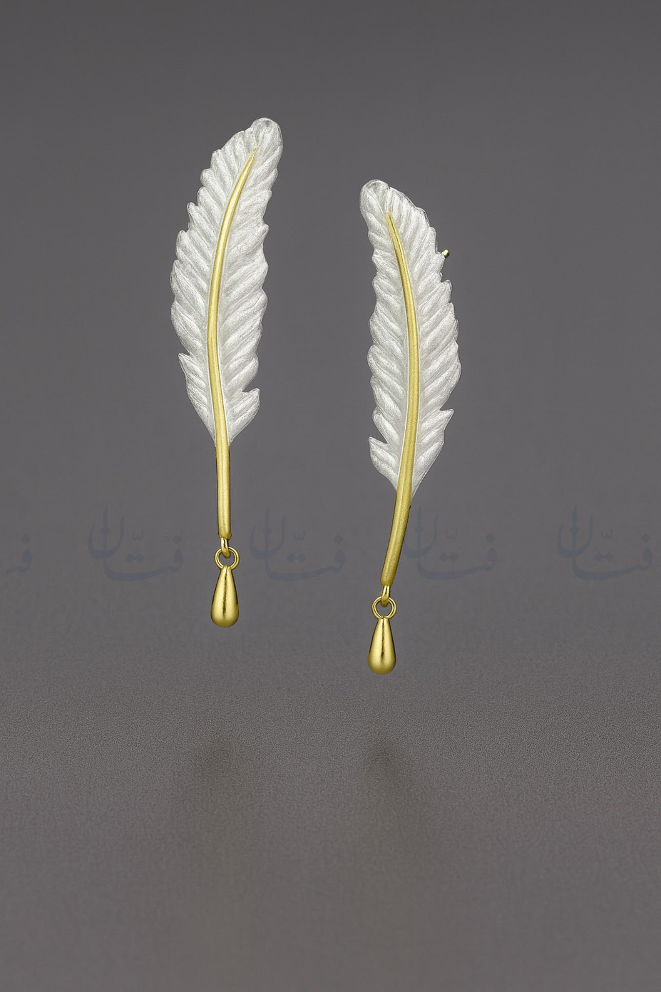 حلق بلوما فضي