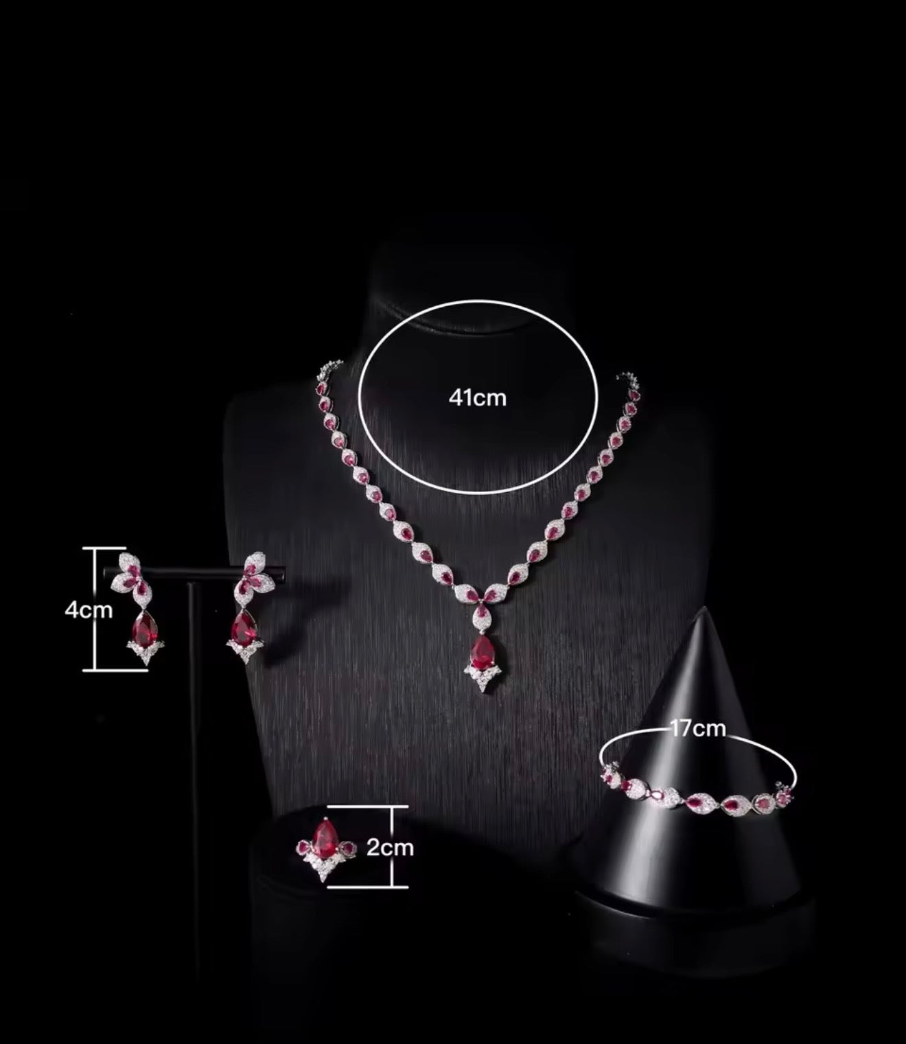 ‏طقم داليا احمر