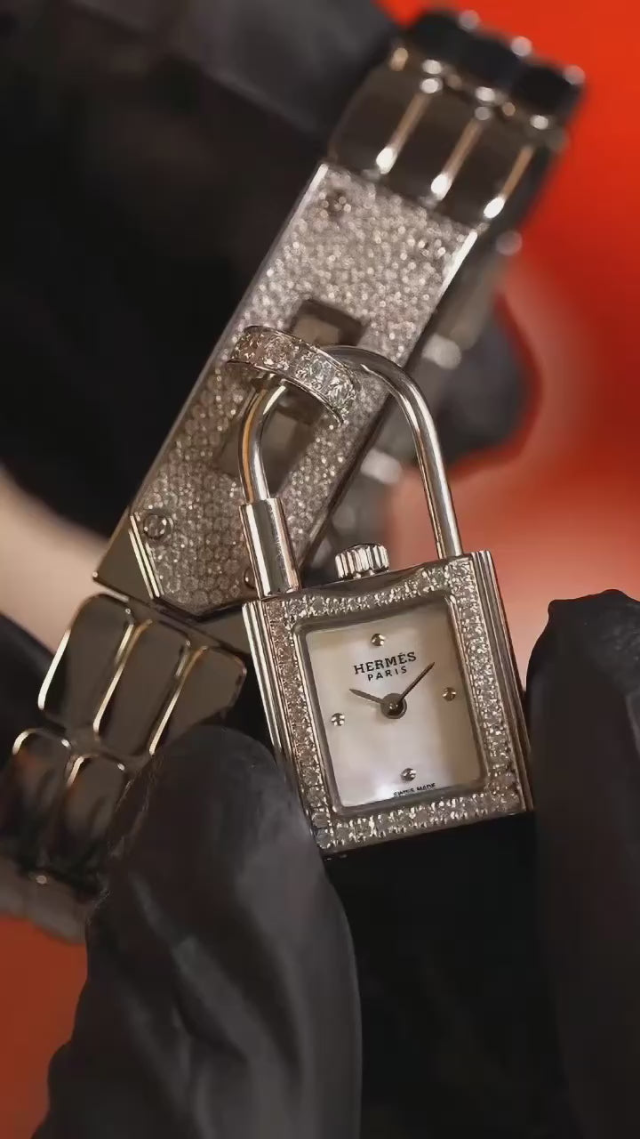 Load video: Hermes-Kelly watch
